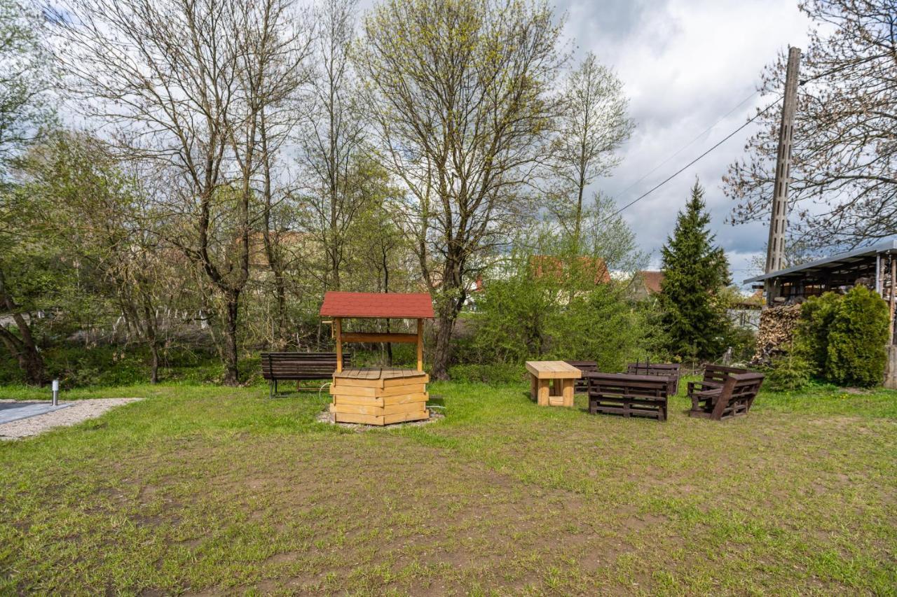 Caloroczny Z Bali Na Mazurach Z Balia Ogrodowa 6 Osobowy Ferienhaus Miłki